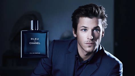 acteur pub bleu de chanel